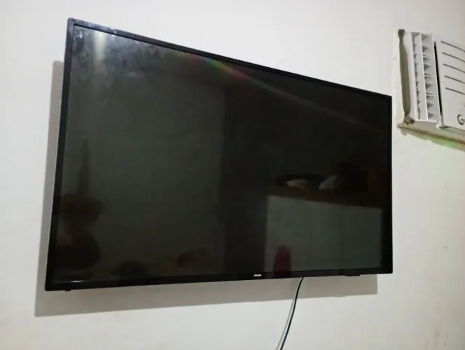 Vendo smart tv Philips de 43 polegadas