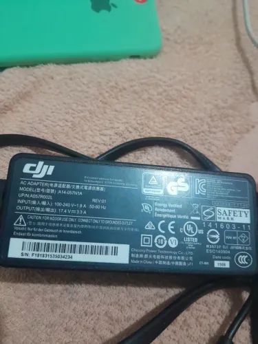 Carregador DJI de Drone