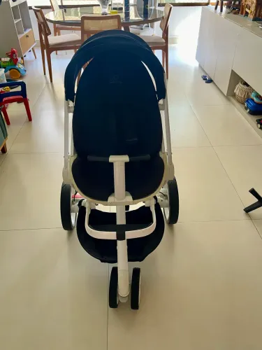 Carrinho de Bebê Quinny Moodd 3 Rodas