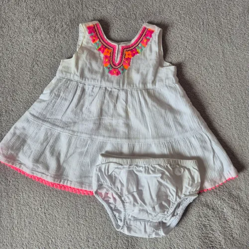 Vestido Carter's Tam 6 meses