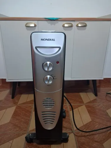 Aquecedor a Óleo Mondial 1500W - 7 Elementos | Excelente Estado 