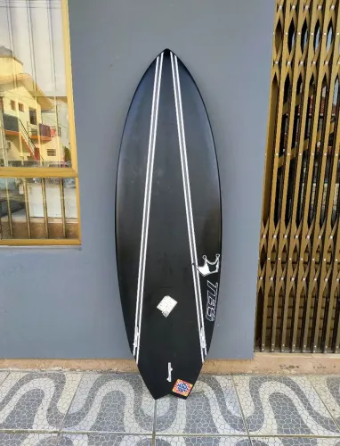 Prancha 5'7" / 27.7 L. Epóxi