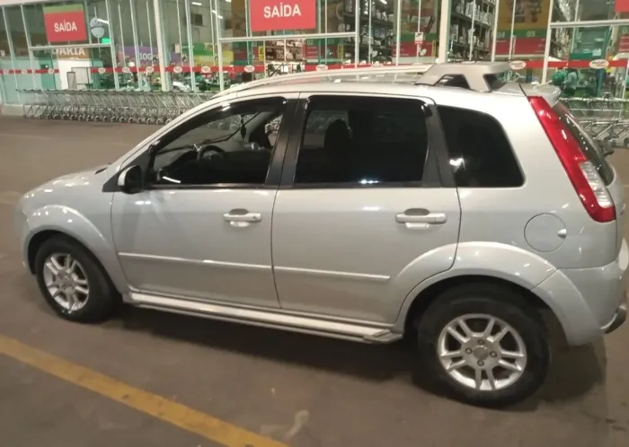 Ford Fiesta Trail 1.6 8V Flex 5P 2008