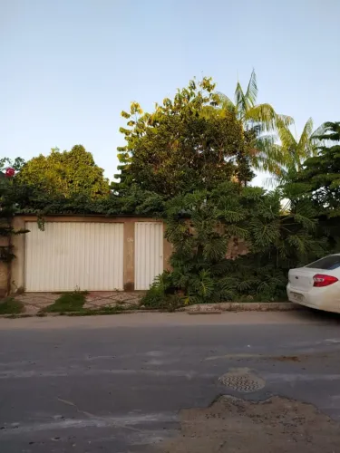 ALUGO CASA COM QUINTAL