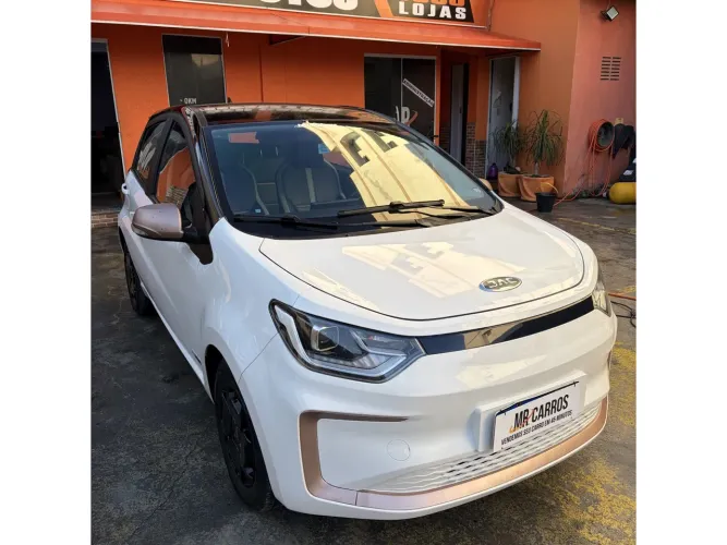 JAC E-JS1 62cv 5P Aut. (elétrico) 2023