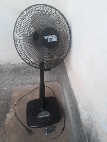 Ventilador suporte quebrado mas liga 