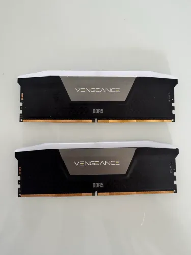 32GB(2x16) memorias vengence DDR5