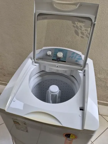 Máquina de lavar roupas 10kg