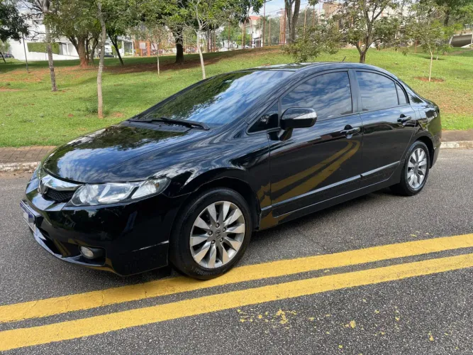 Honda Civic Sed. Lxl/lxl SE 1.8 Flex 16V Mec. 2011