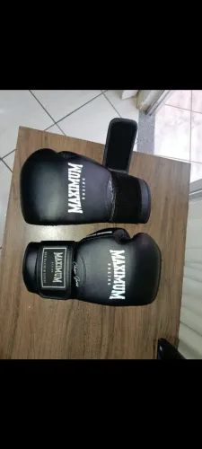 Luva muay thai. Maximum
