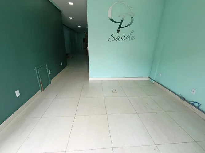 Oportunidade ! Ponto comercial ideal para clinicas ou studio de beleza a poucos mts da Fei