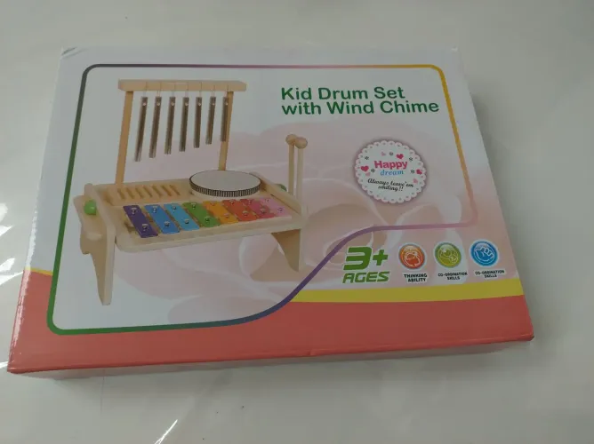 Brinquedo musical infantil praticamente novo