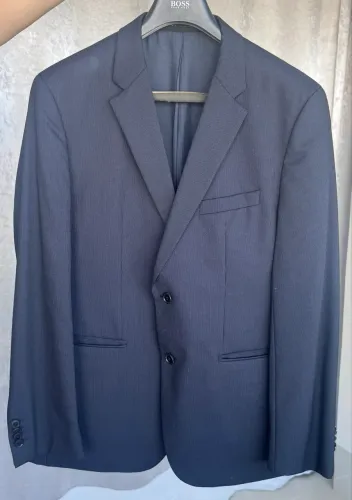 Terno completo Hugo Boss cor Azul marinho 