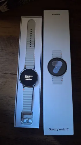Galaxy Watch 7 44mm + pulseiras