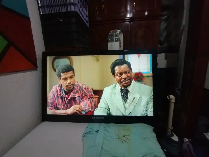 Tv 42