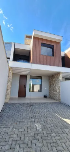 Vendo Casa de Alto padrao no Estoril Bh localização privilegiada