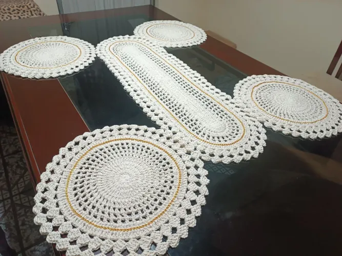 Caminho de mesa - Porta prato