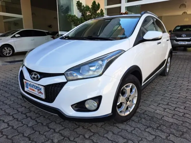 Hyundai HB20X Premium 1.6 Flex 16V Aut. 2014