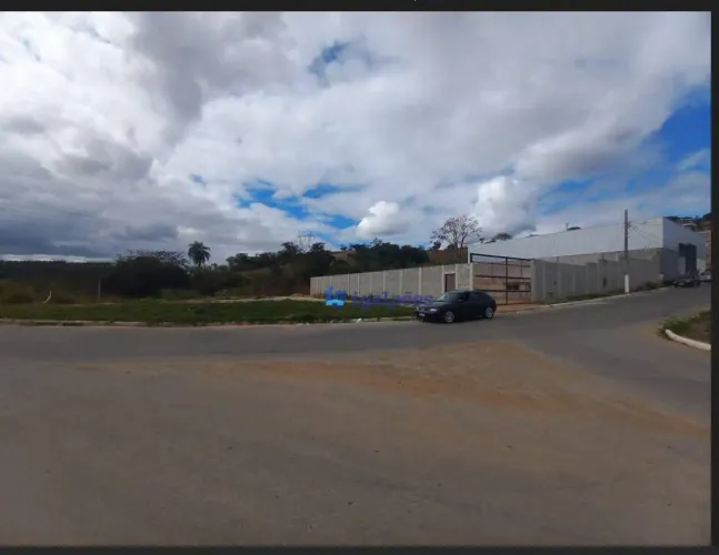 Terreno com 11.500 m² na MG-010 em Vespasiano - MG.