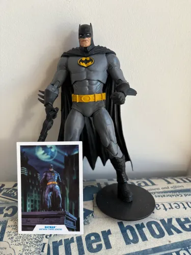 Batman THREE JOKERS Macfarlane DC