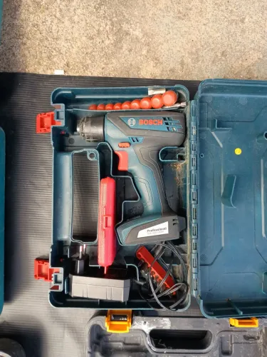 Furadeira parafusadeira Bosch