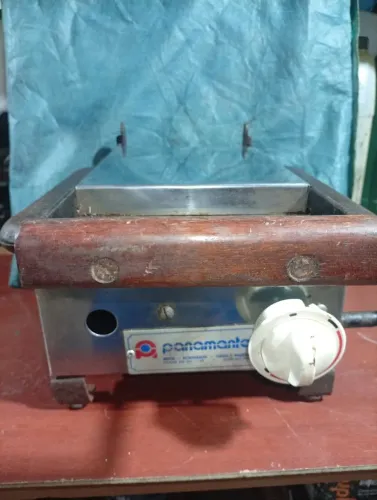Mini chapa sanduicheira a gás