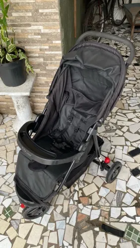 Carrinho de Bebê Voyage Preto
