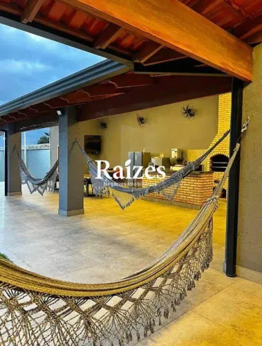 Chacara com 3 quartos sendo 2 suítes próximo ao Tangará Club com terreno de 1.600m2