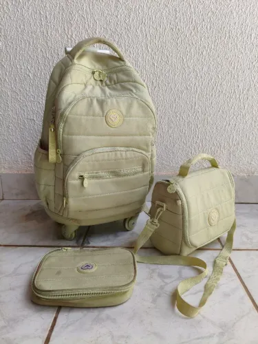 Kit Escolar COLOR UP, Mochila, Lancheira e Estojo Verde 