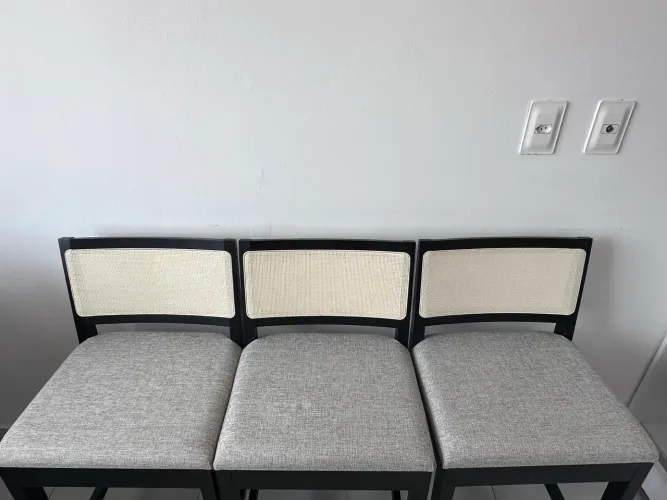 3 Banquetas, Madeira maciça