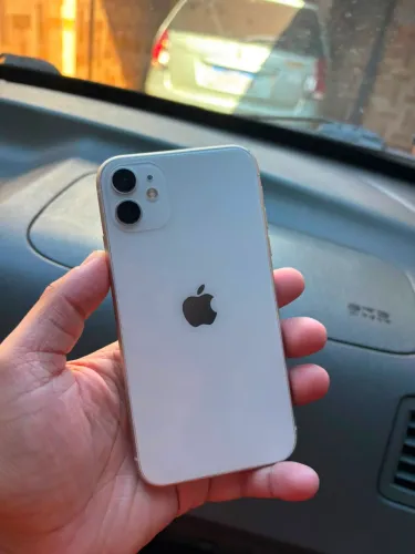 iPhone 11 64GB