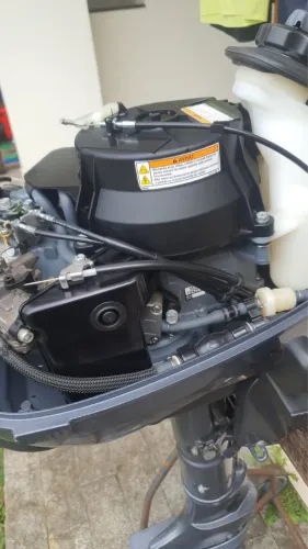 Pra vender hoje Motor de poupa 6hp yamaha 4 tempo