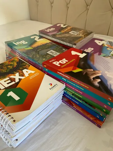 Kit Material Didático Curso Poliedro (37 livros) - Preparatório Vestibular/Enem Medicina 