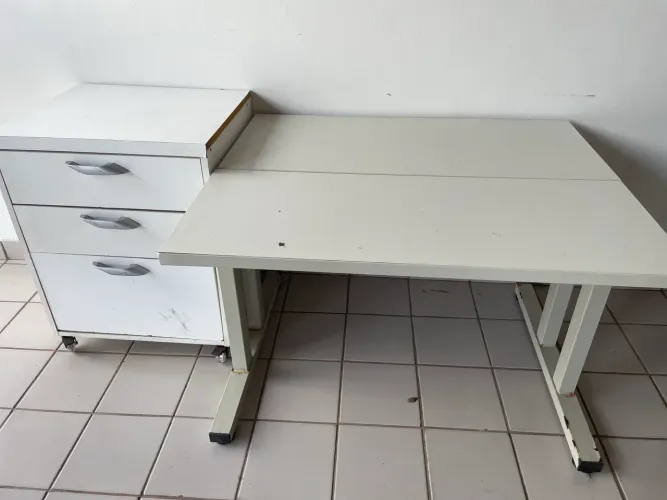 Mesa de Escritório Regulável (Sobe e Desce)