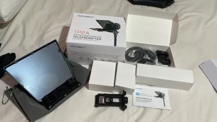 Teleprompter Feelworld TP2A - Usado 3x (Estado de Novo c/ NF)