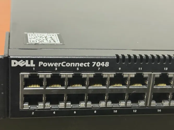 Switch Dell Power Connect 7048