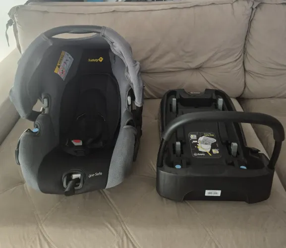 Bebê conforto + base para carro