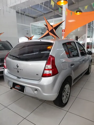 Renault Sandero Expression Hi-flex 1.6 8V 5P 2012