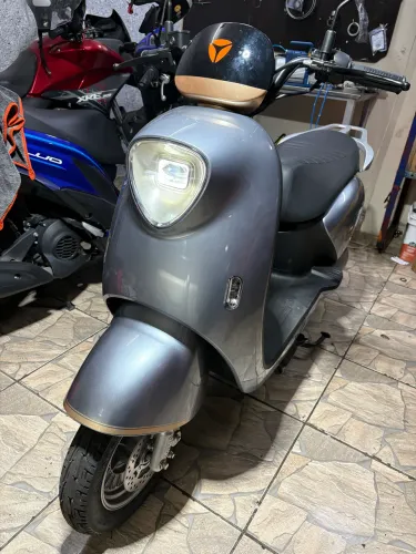 Scooter elétrica Yadea m6-h 1000w