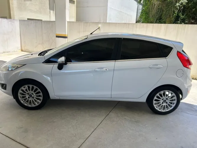 Ford Fiesta Tit./tit.plus 1.6 16V Flex Aut. 2014