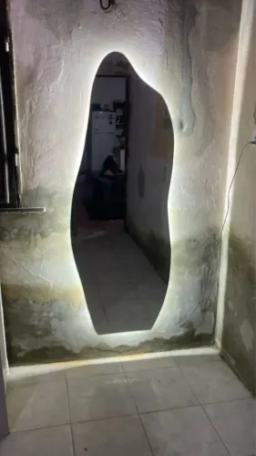 Espelho Orgânico com Led Fria