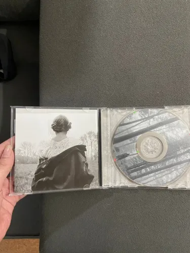 CD Folklore Autografado - Taylor Swift