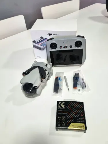 DJI Mini 3 com controle com tela e kit fly more combo plus e filtro ND dinâmico da K&F
