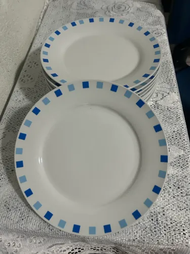 Para raso grande de porcelana