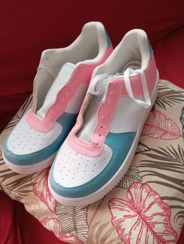 Tênis feminino novo 