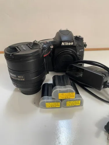 Nikon D610 + lente e acessórios 
