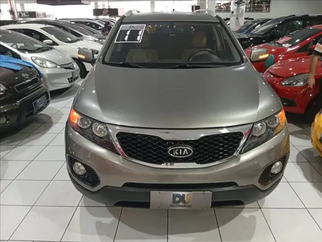 Kia Motors Sorento 3.5 V6 24V 278cv 4X2 Aut. 2011