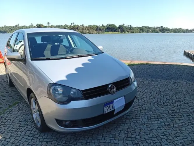 Volkswagen Polo 1.6 Mi/s.ouro 1.6 MI Tot.flex 8V 5P 2014
