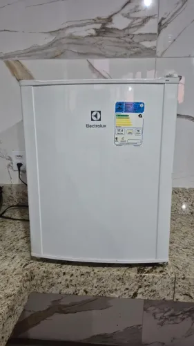 Frigobar Electrolux 79l