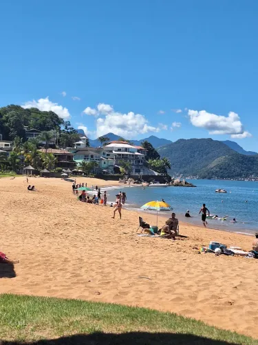 Condomínio Sítio Bom - Casa 3 quartos 